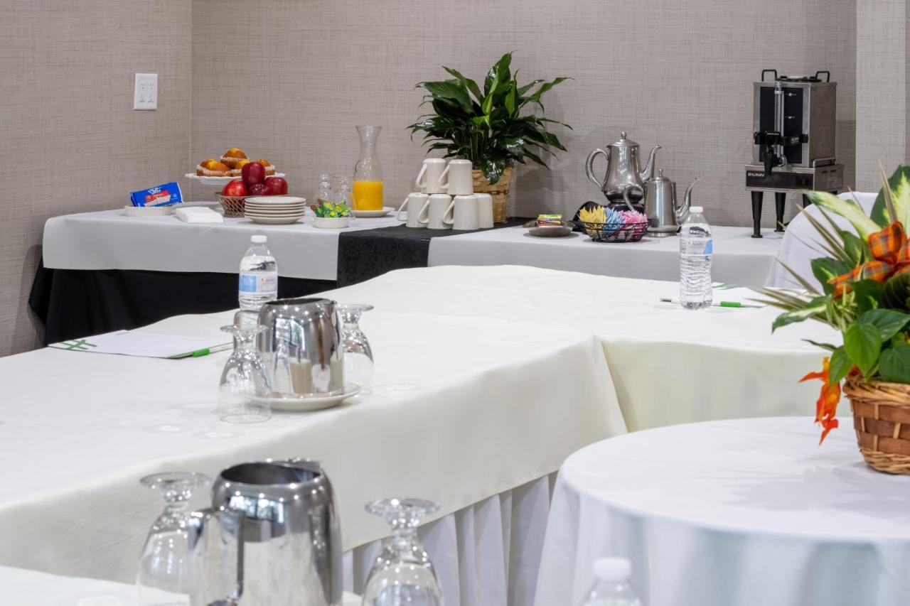 Holiday Inn - Long Island - Islip Arpt East By Ihg Holtsville Ngoại thất bức ảnh